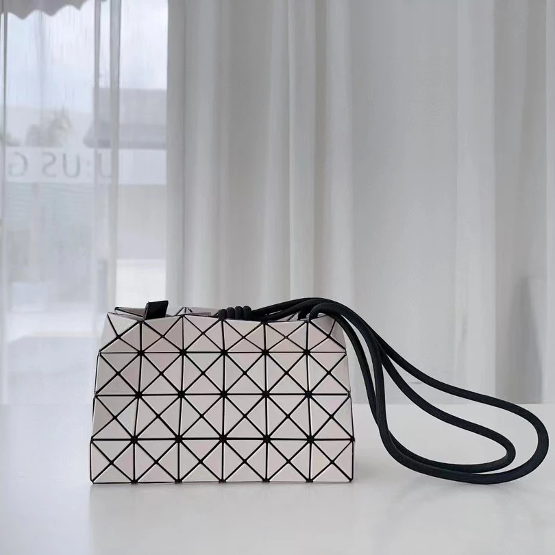 时尚几何菱格豆腐包手拿包MA4BBHZ0791