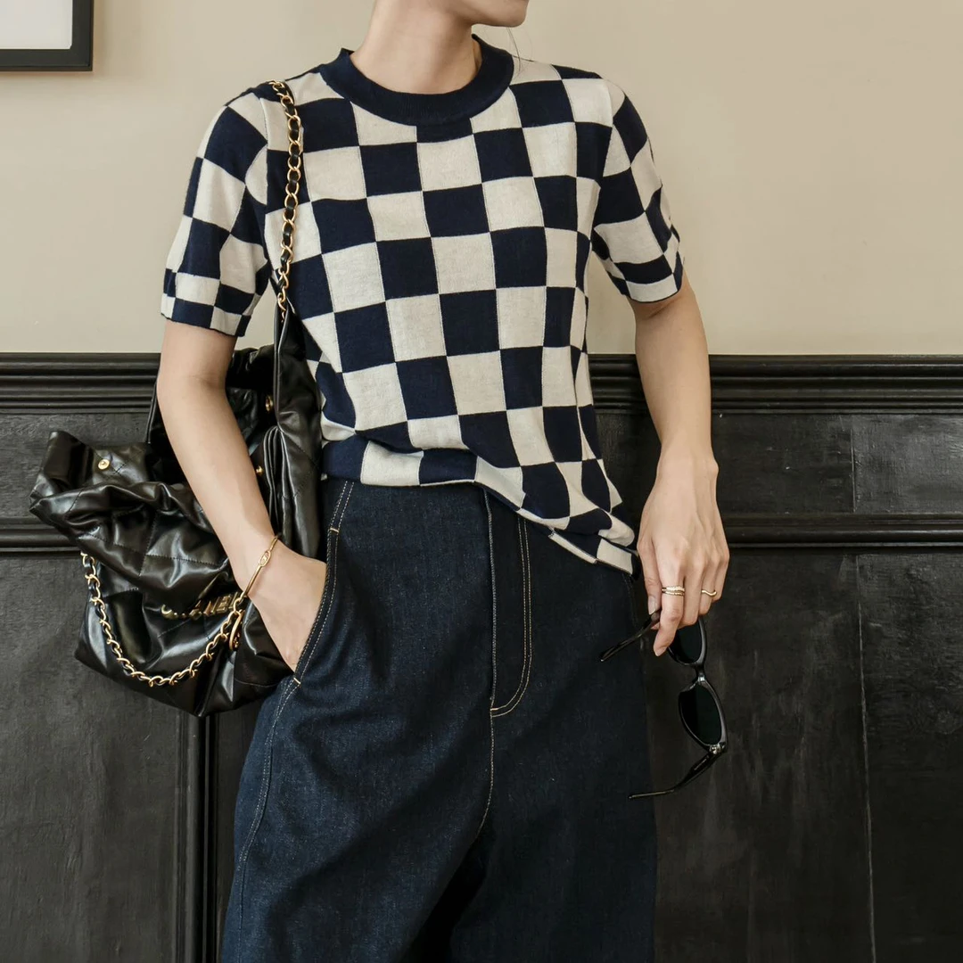 经典棋盘格针织上衣307051