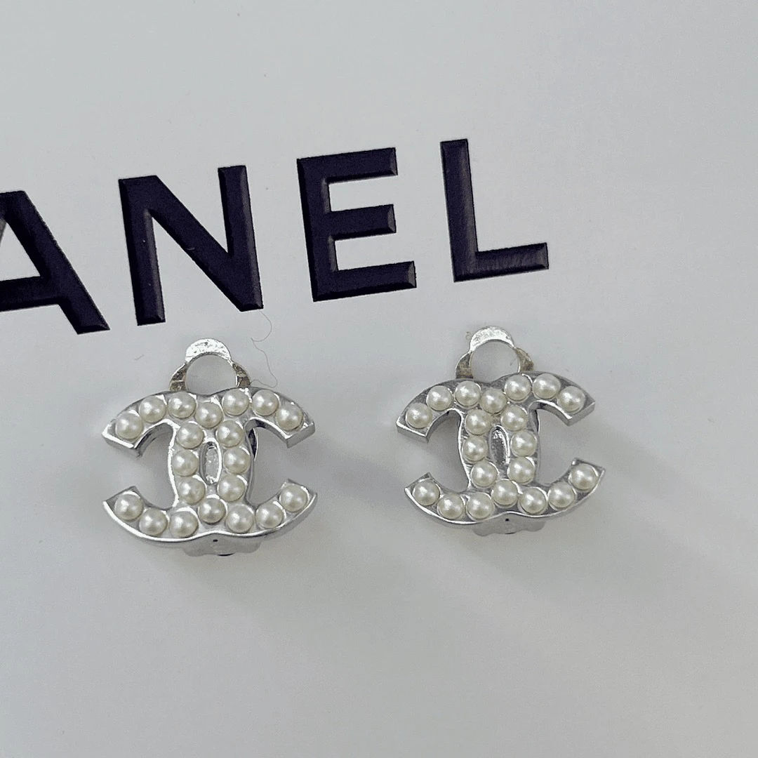 95新 Chanel/香奈儿 Chanel vintage香奈儿中古银色双c耳夹