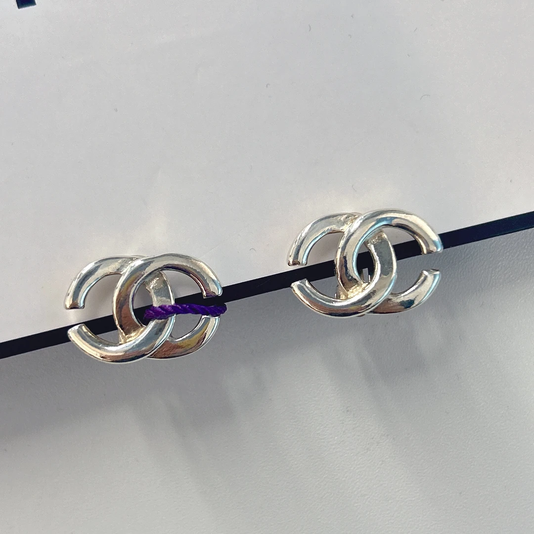 95新 Chanel/香奈儿 Chanel vintage香奈儿中古银色双c耳夹