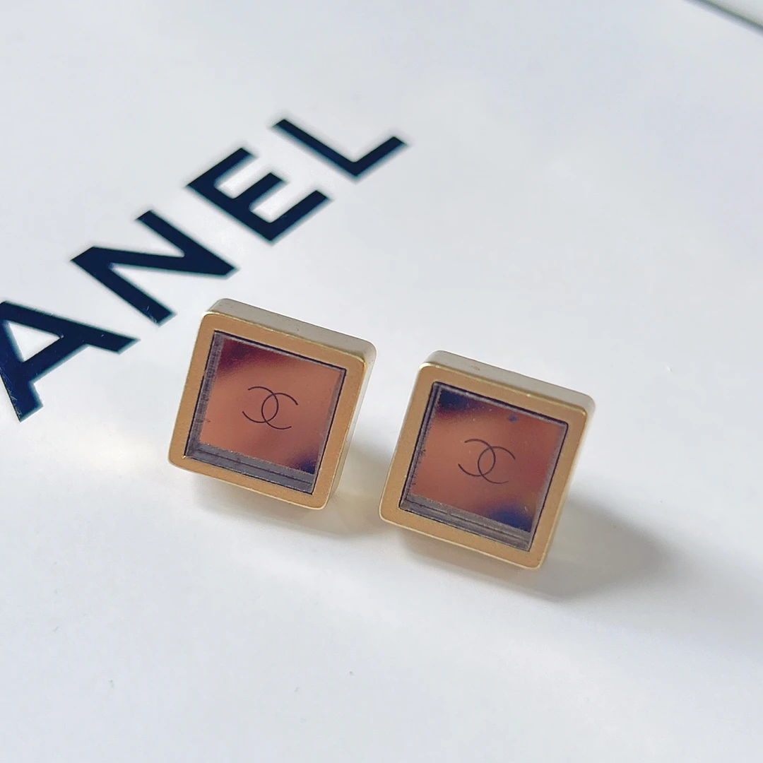 95新 Chanel/香奈儿 Chanel 香奈儿01k方块耳钉