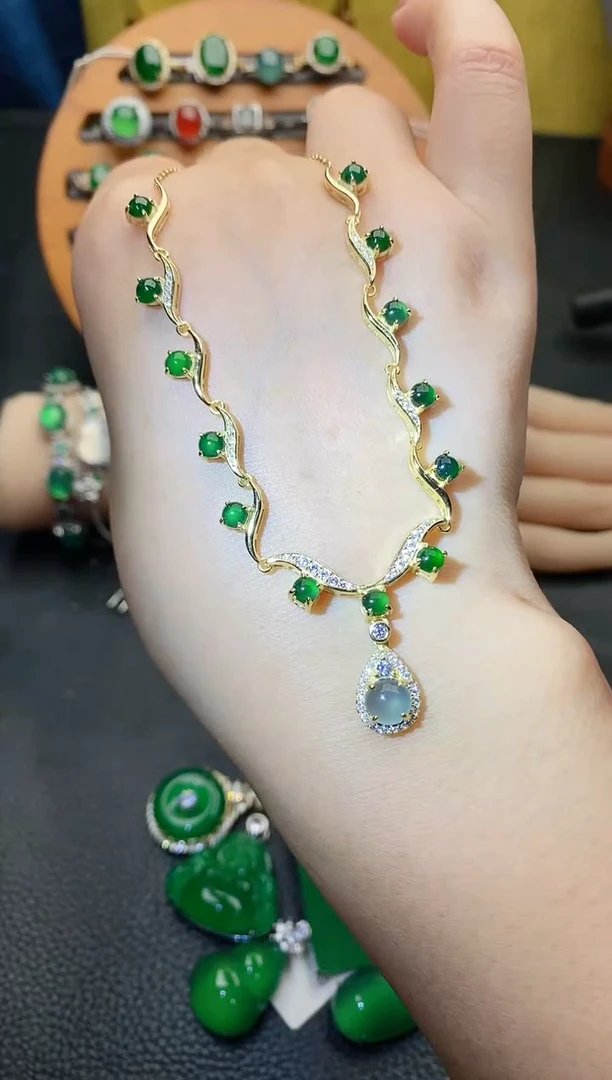 【闪购商品】翡翠戒指银S925镶嵌111111111111