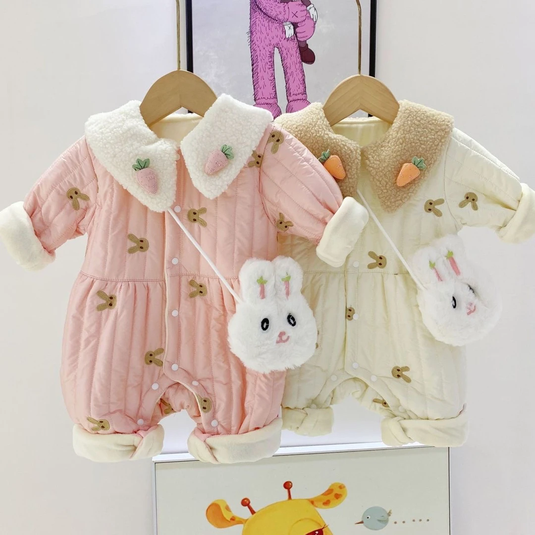 婴儿加厚连体衣秋冬季宝宝棉衣哈衣爬服新生儿衣服超萌冬装外出服