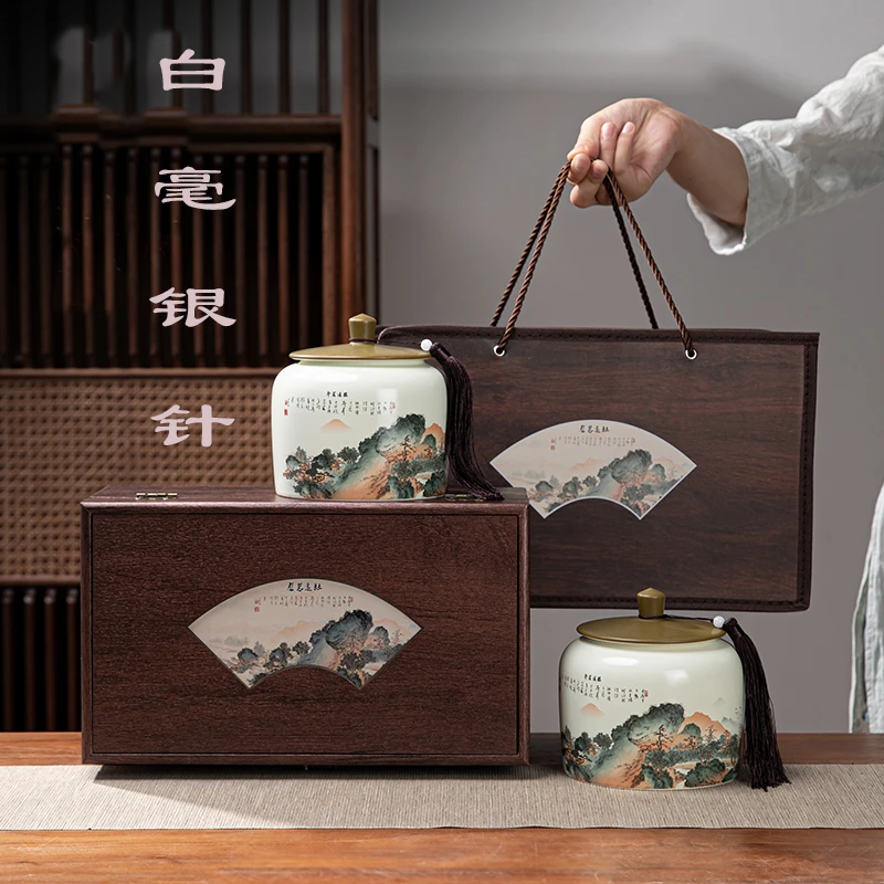 2025新茶白毫银针特级明前正宗白茶过节送礼长辈茶叶陶瓷罐礼盒装