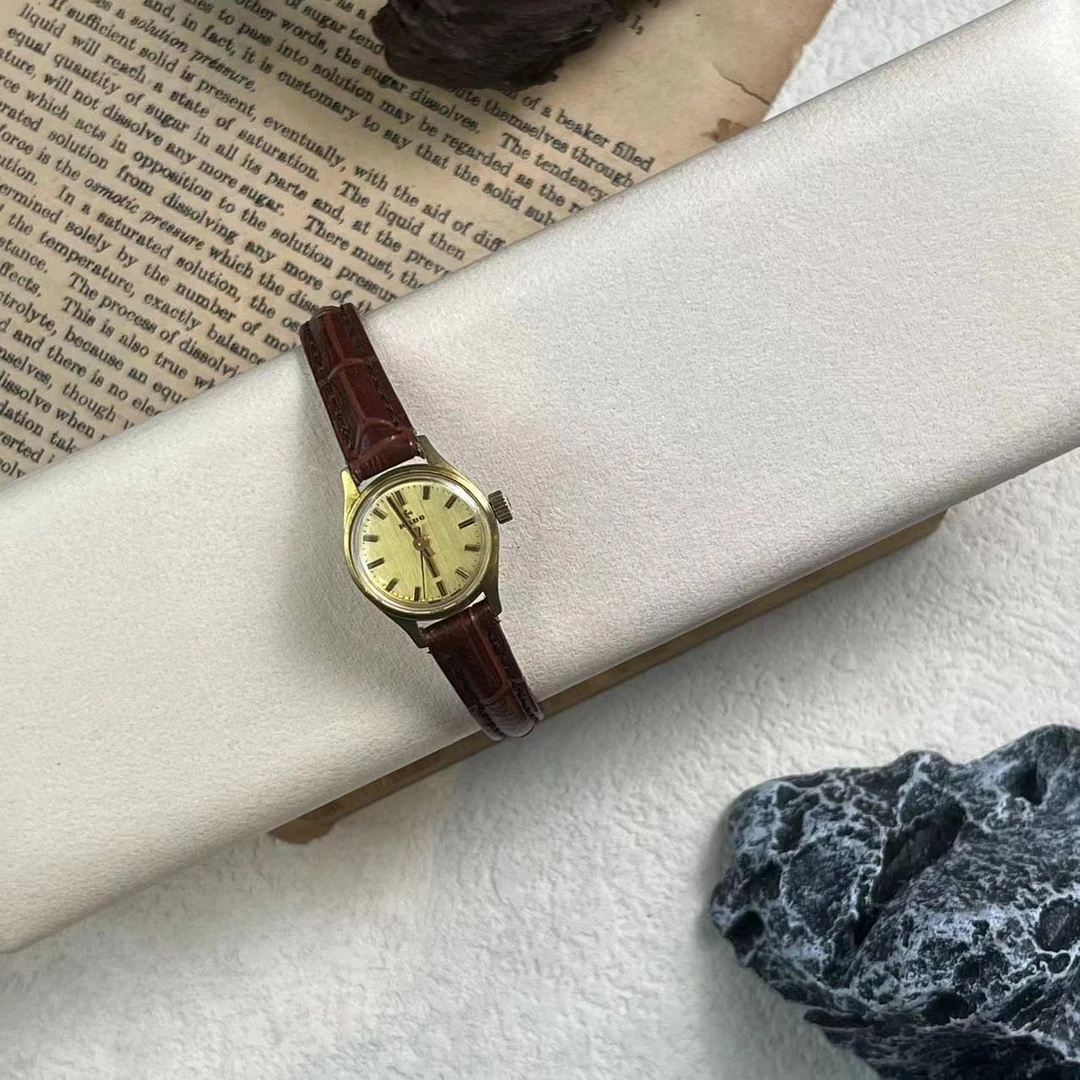 95新 Rado/雷达 中古复古/-100/皮表带/金盘/21mm/雷达女表