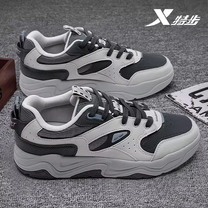 特步暗流4.0板鞋男鞋2024新款秋季皮面防水减震软底休闲运动鞋男