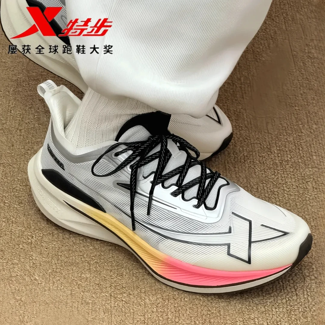 特步两千公里二代丨跑步鞋男鞋减震耐磨跑鞋透气女鞋2000公里2代