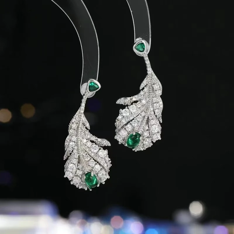 铜合金锆石耳饰 526时尚气质轻奢复古设计师奢华镶嵌叶子羽毛耳饰