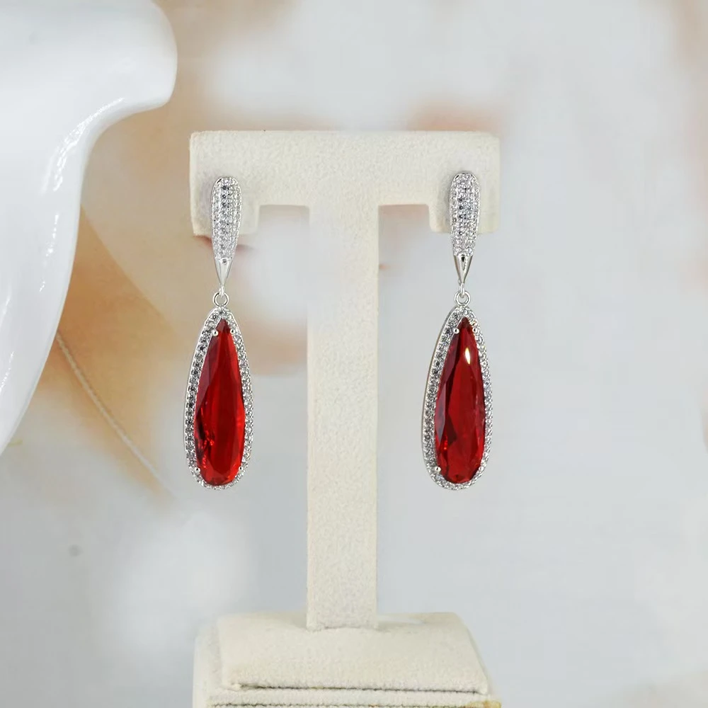 铜合金锆石耳饰 073气质轻奢百搭经典设计师镶嵌长款红色水滴耳环