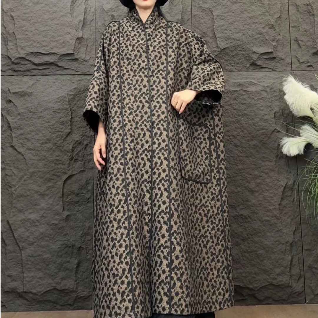 咖啡色豹纹提花时尚单面休闲女士秋冬风衣8408