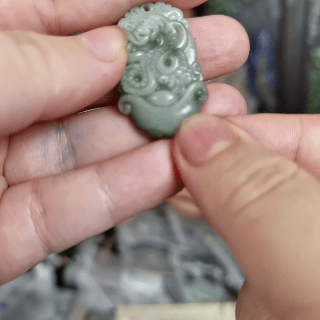 翡翠颈饰未镶嵌蛇随机多样性发货其一