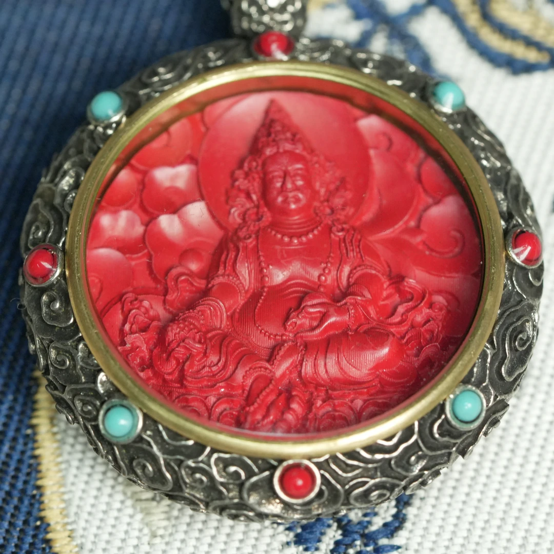 天然辰砂天然辰砂天然朱砂八大守护银矿线绳款吊坠