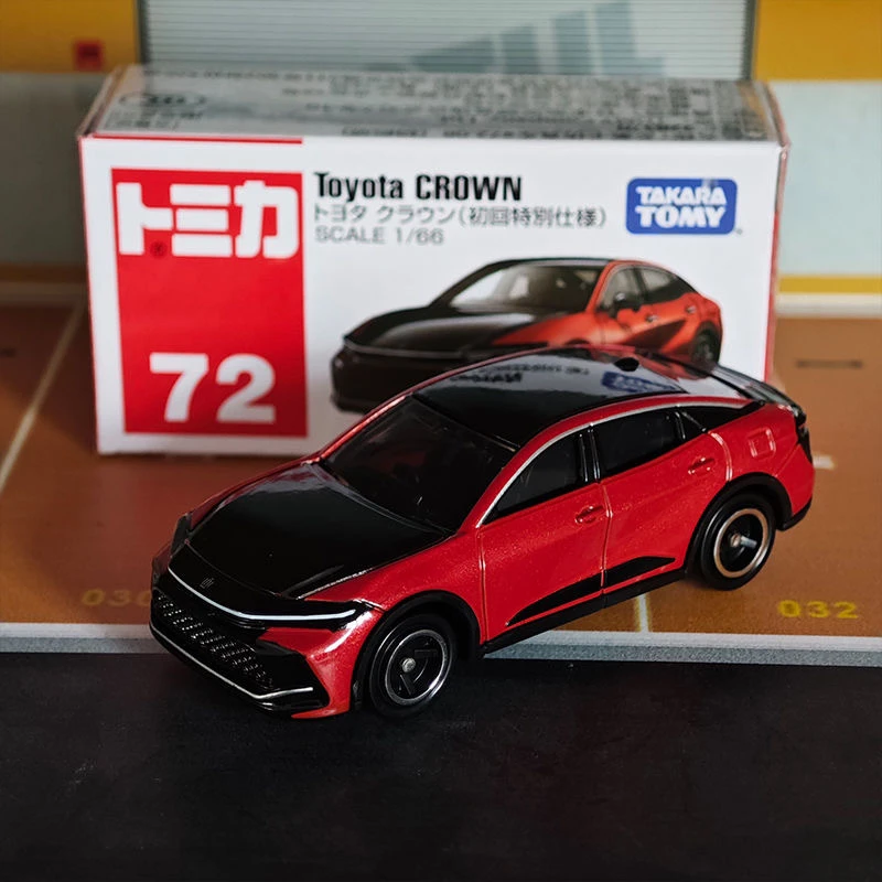 TOMY多美卡72号丰田皇冠Toyota CROWN合金小汽车模型玩具父亲节