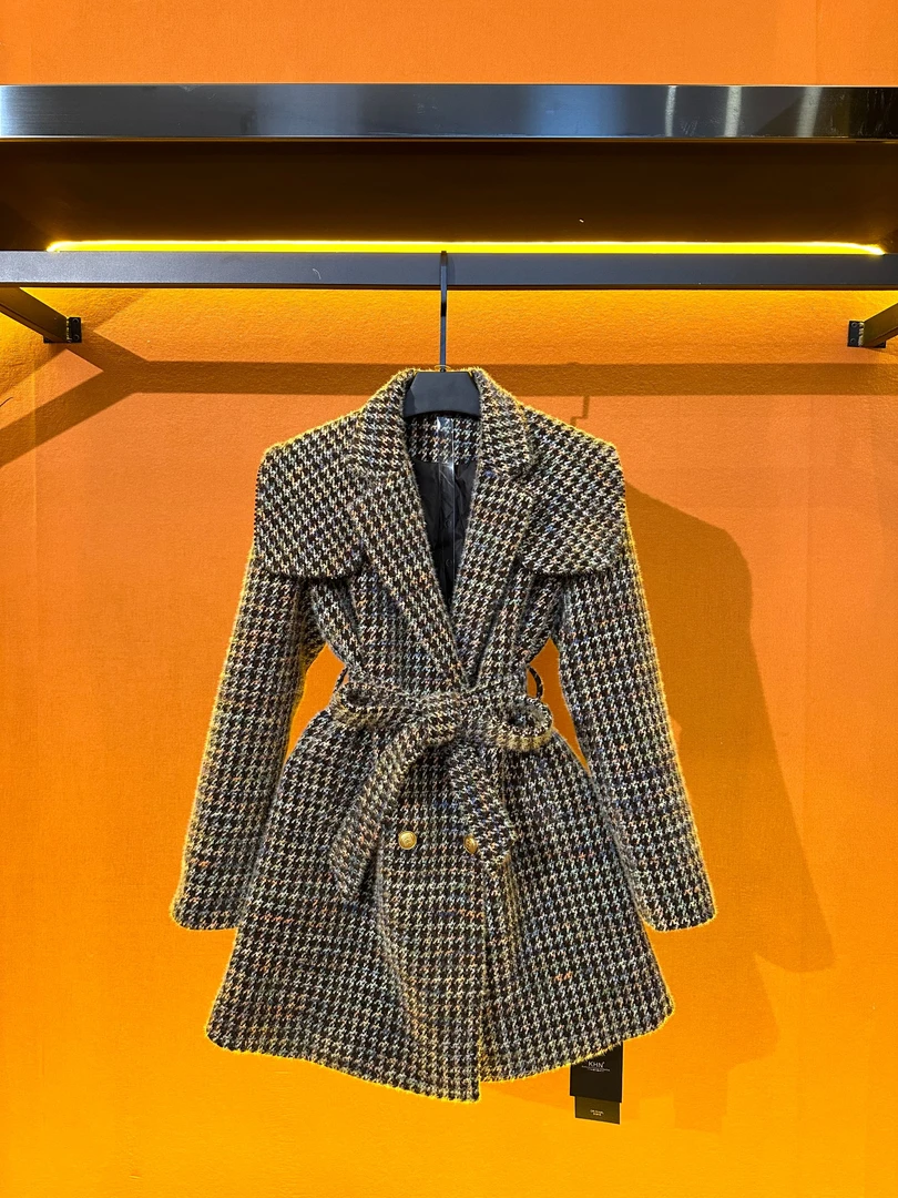 品牌DT-白鸭绒羊毛2024冬季新款时尚气质中长款外套R8843