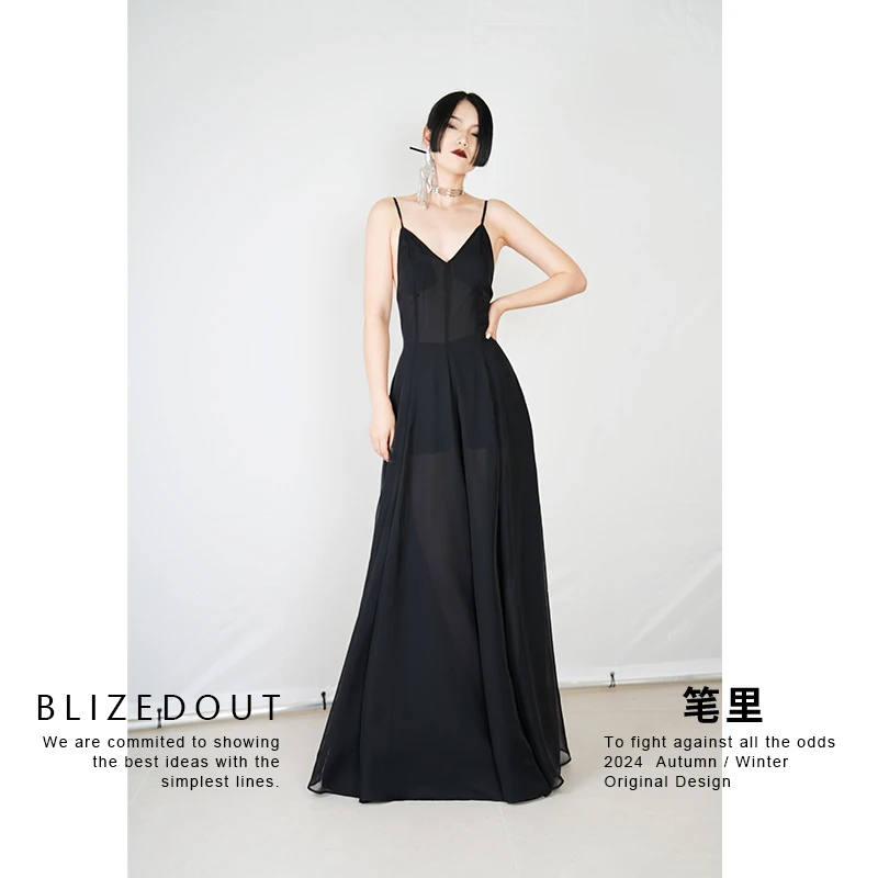 笔里【BLIZEDOUT】独立设计4041701黑色双层微透气质收腰吊带连衣裙