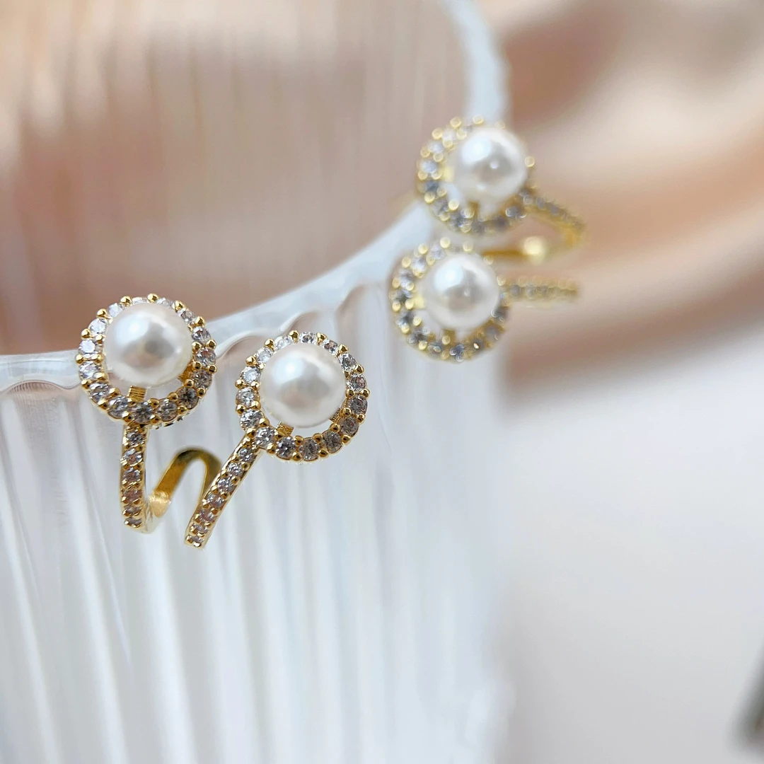 铜合金合成锆石耳饰 气质轻奢时尚百搭复古法式小众耳环QC2170