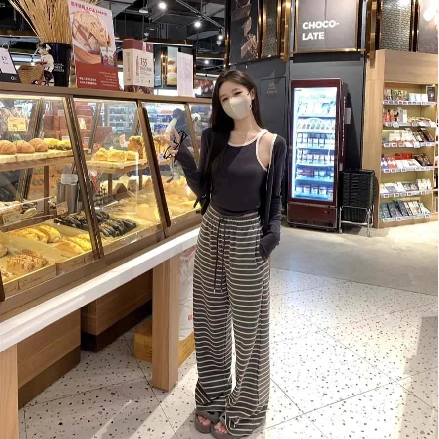 休闲套装女长袖开衫外套吊带背心秋季新款条纹阔腿裤慵懒三件套