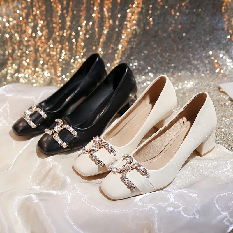 法式浅口气质方头单鞋女黑色时尚2025年春季新款水钻粗跟职业鞋子