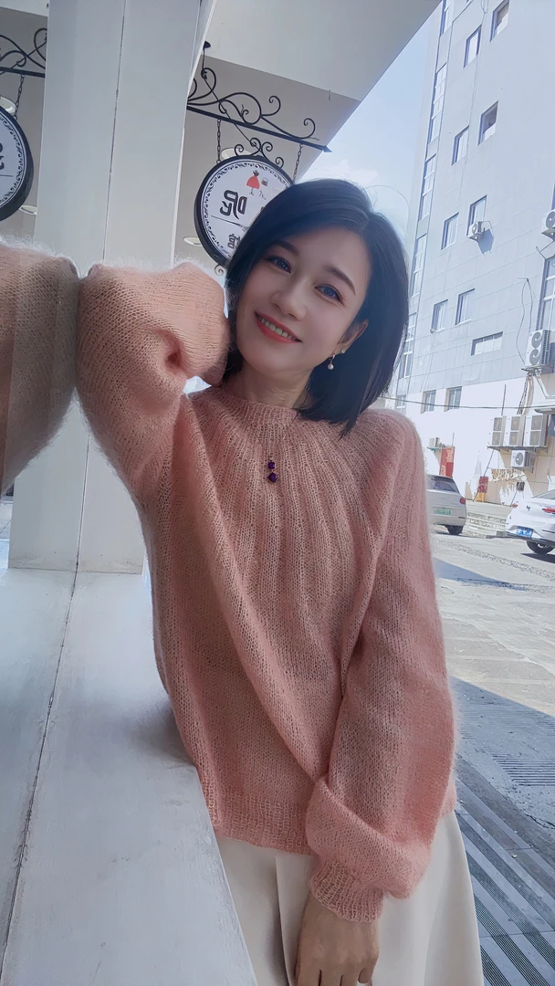 粉色之恋    真丝马海毛轻盈柔软亲肤手工编织毛线团