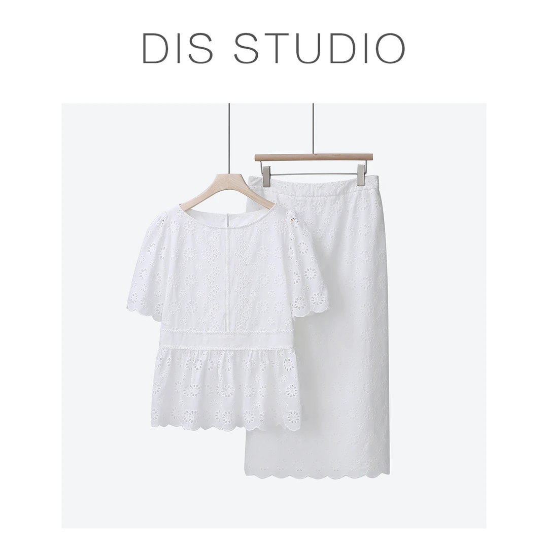 【年终清仓】【白芷花落】圆领镂空花边上衣高腰半身裙套装Z524A07580