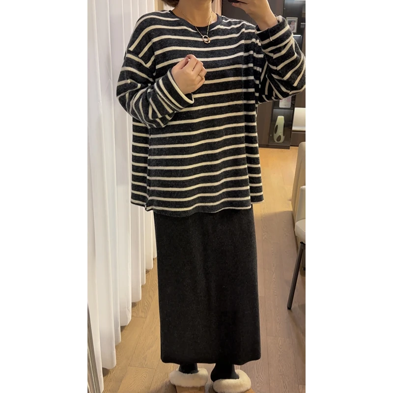 【DIS 清仓】【海盐奥利奥】秋冬慵懒宽松显瘦条纹长袖T恤Z524X18400