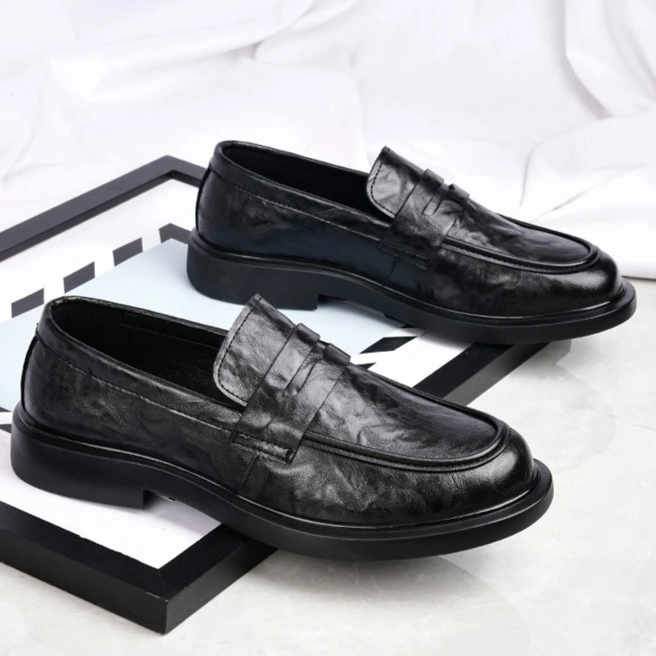 新款商务休闲皮鞋男真皮圆头软皮透气潮流英伦风一脚蹬男鞋23157