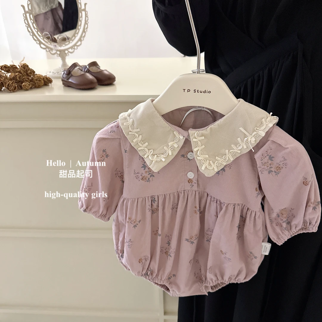 【现现】女宝宝蔷薇粉翻领钩花刺绣花边长袖连体哈衣三角爬服