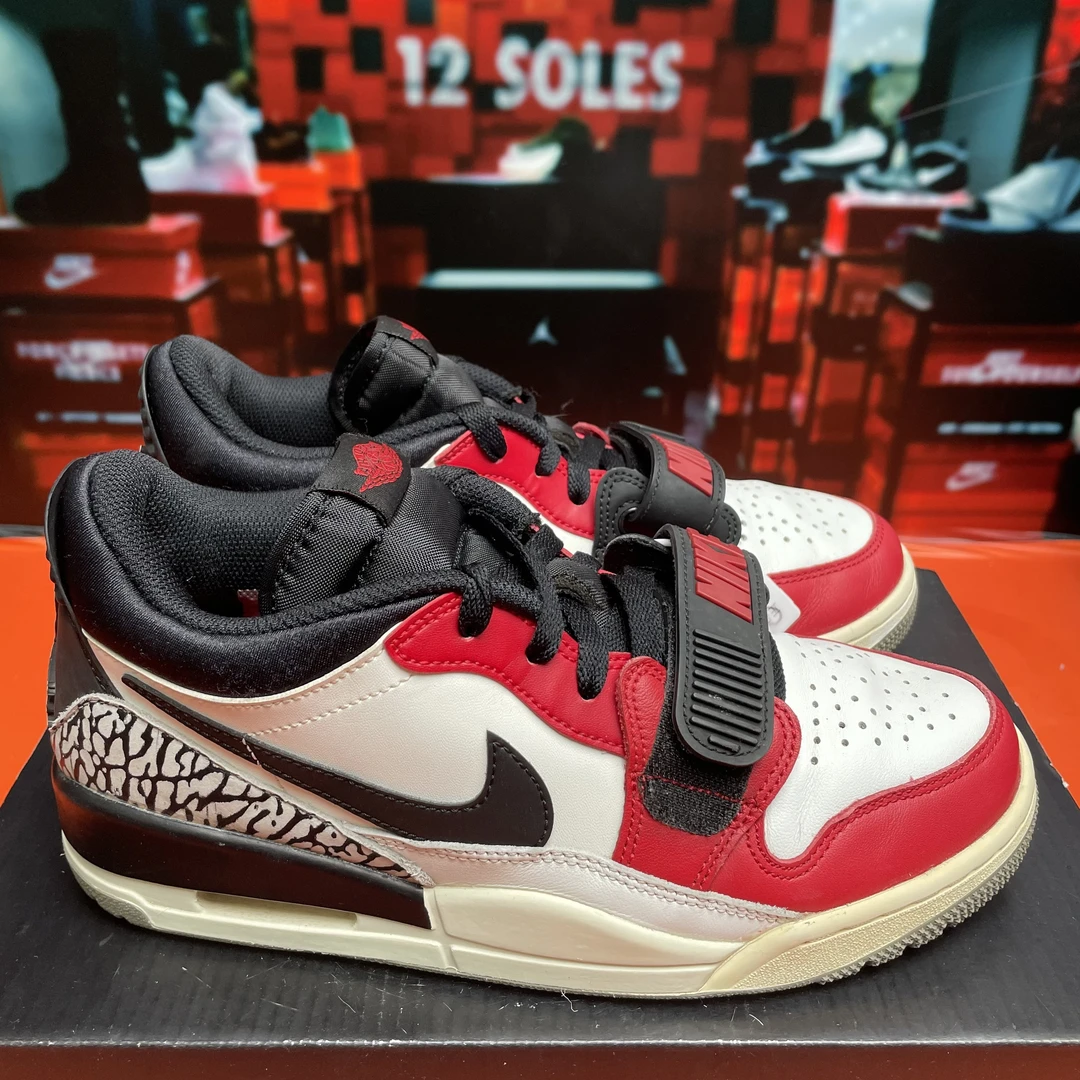 40码 中古 Nike AJ312 Legacy 休闲鞋 低帮 芝加哥 无盒