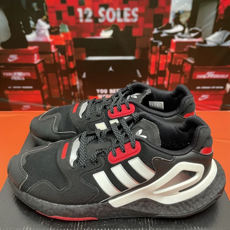 43码 中古 阿迪达斯 Day Jogger 跑鞋 黑色 无盒 公价699