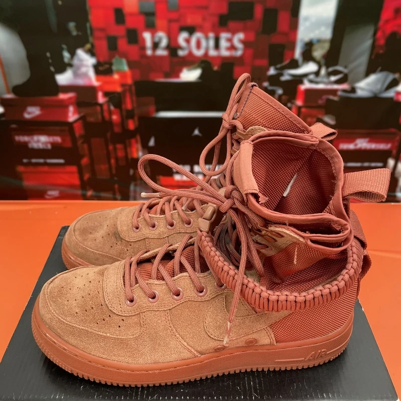 42码 中古 Nike SF-Air Force1 休闲鞋 橙红 无盒 公价1599