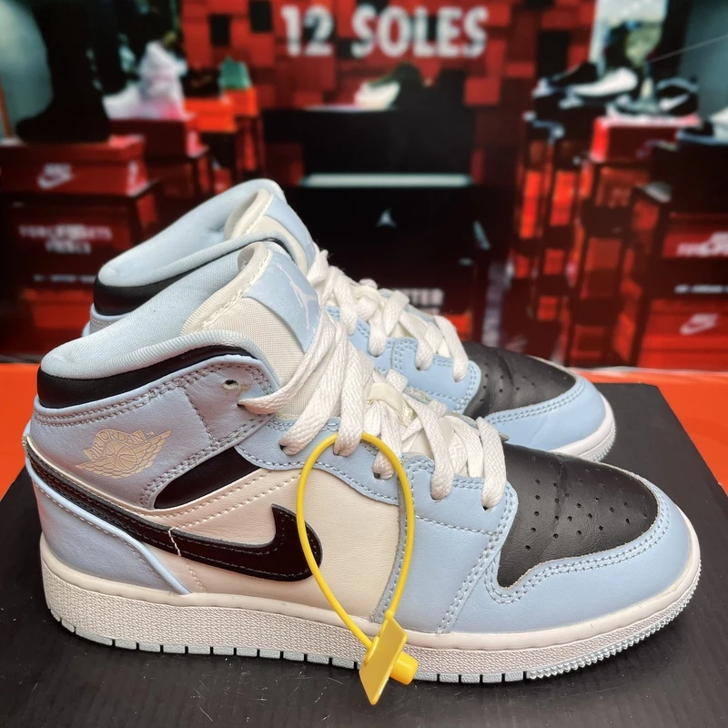 36码 中古 Nike AJ1 休闲鞋 北卡蓝 无盒