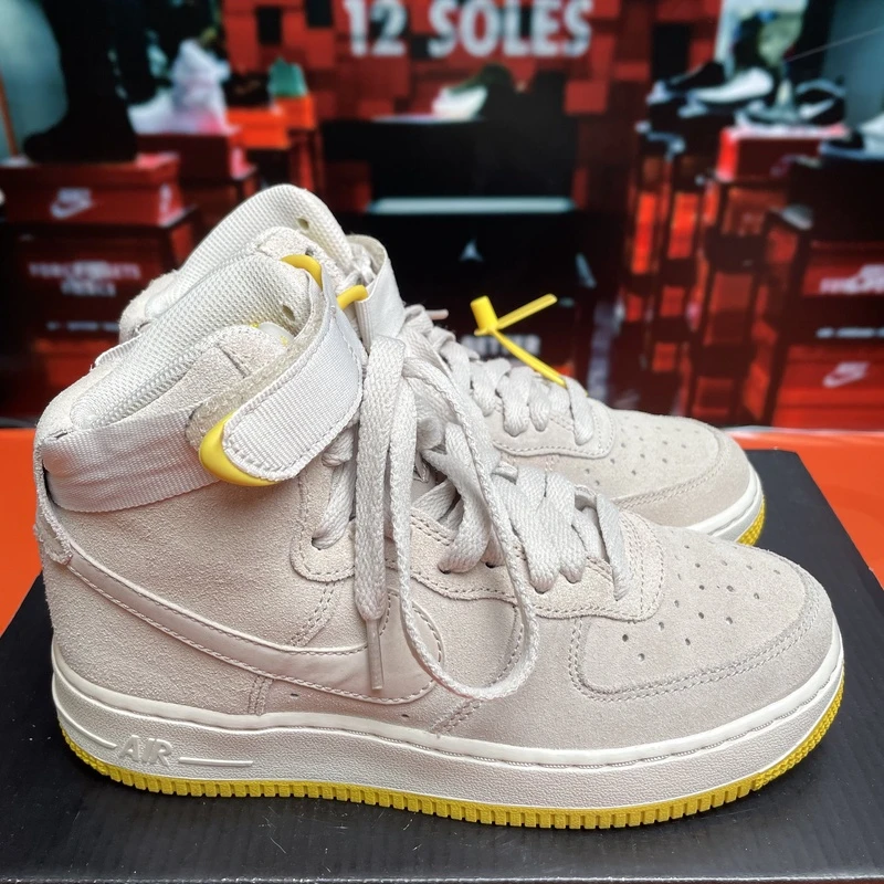 36码 中古 Nike Air Force1 空军一号 板鞋 米灰黄底 无盒