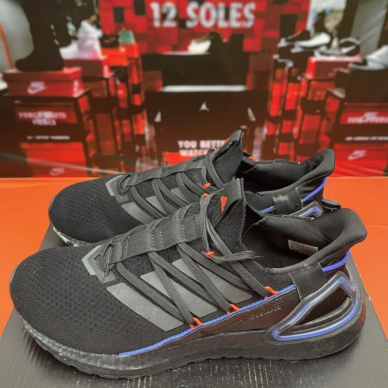 43码 中古 阿迪达斯 UItra Boost 2020 Lab 跑鞋 无盒 公价1009