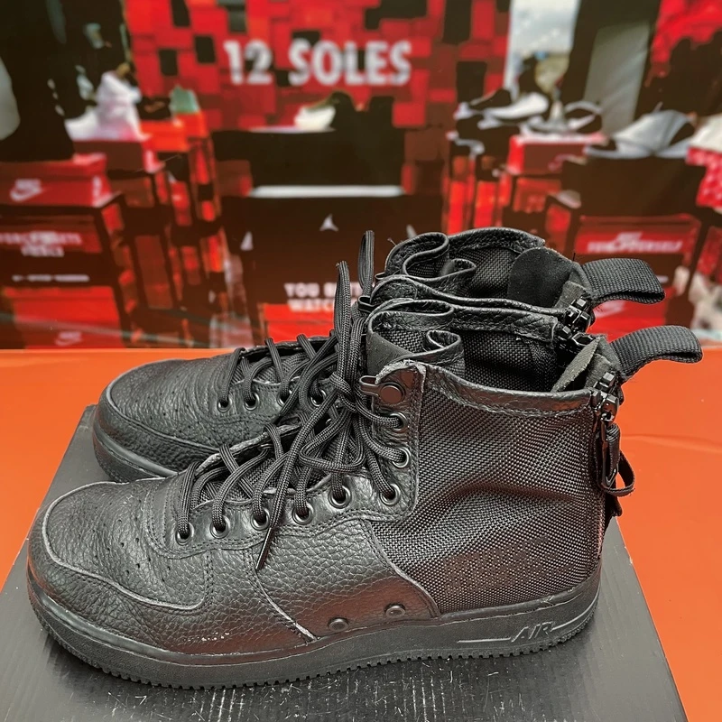 42.5码 中古 Nike SF-Air Force1 空军一号 休闲鞋 无盒 公价1959