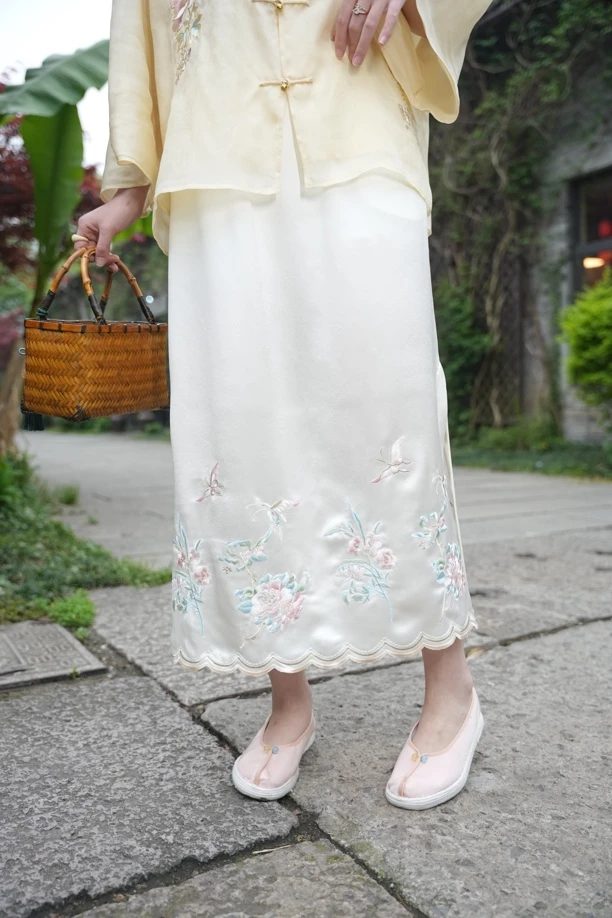 重工绣花 花苞 半裙