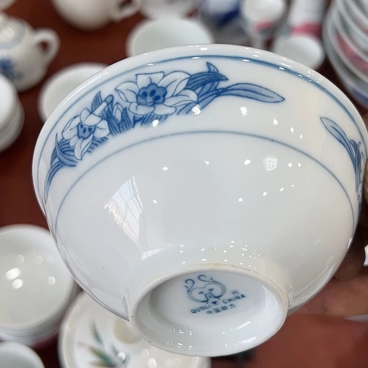 醴陵釉下五彩瓷器微瑕