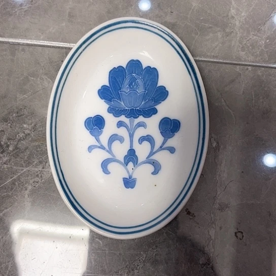 高温瓷釉下手绘微瑕