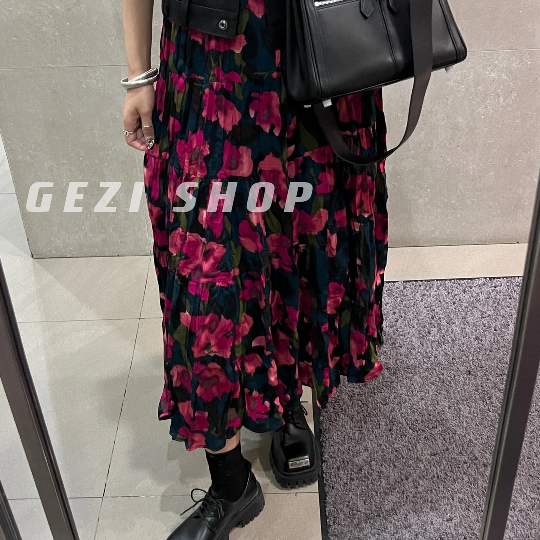 鸽子SHOP【炙热玫瑰】秋冬款复古印花裙子时尚奢华显瘦裙碎花半身裙