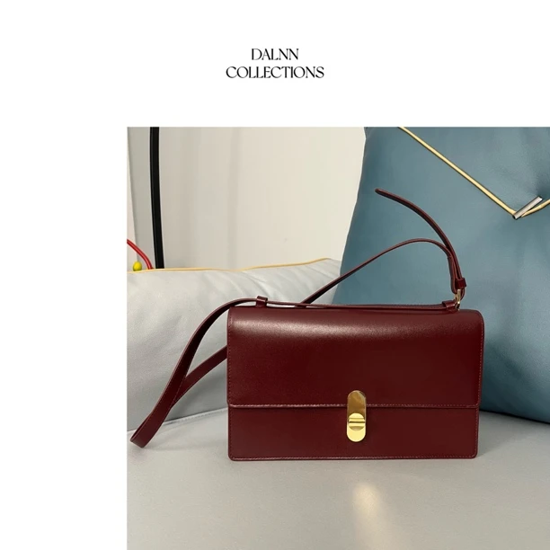 DALNN Collections｜翻盖复古调 腋下风琴包