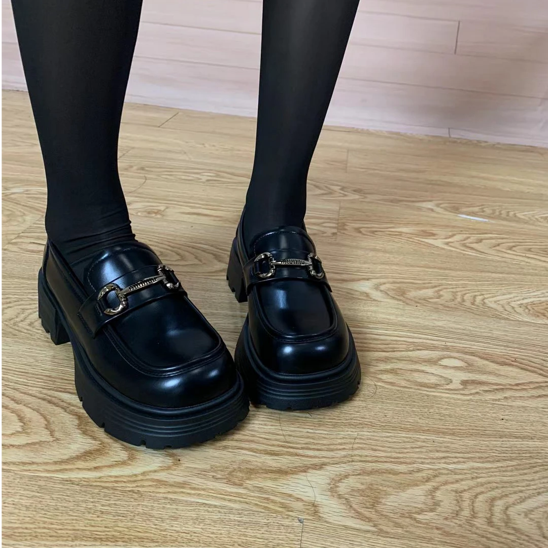 新款时尚百搭乐福鞋