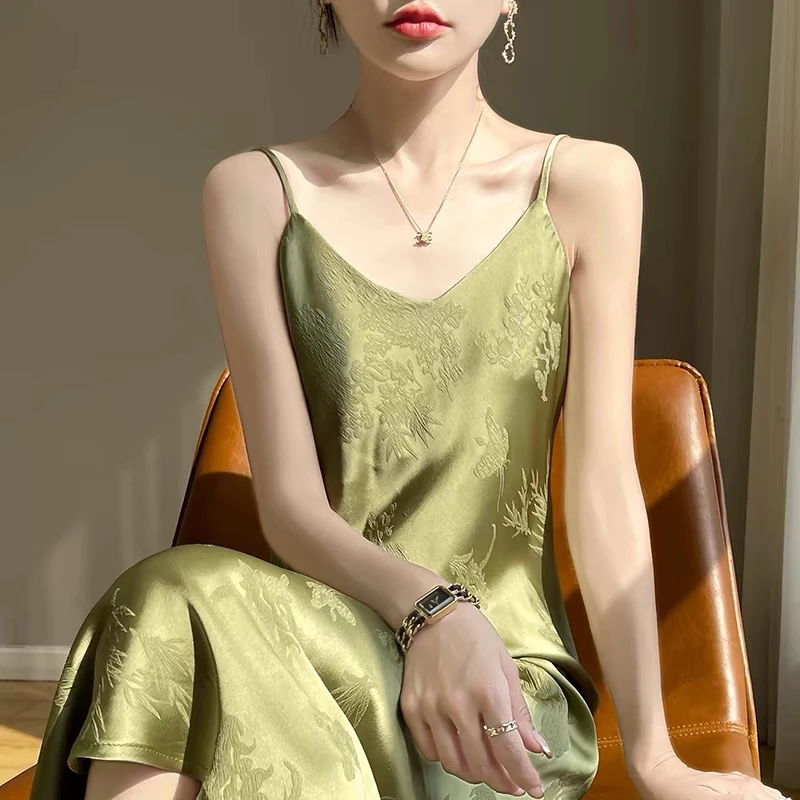 W081夏季新款气质显瘦法式宽松连衣裙提花国风无袖吊带裙