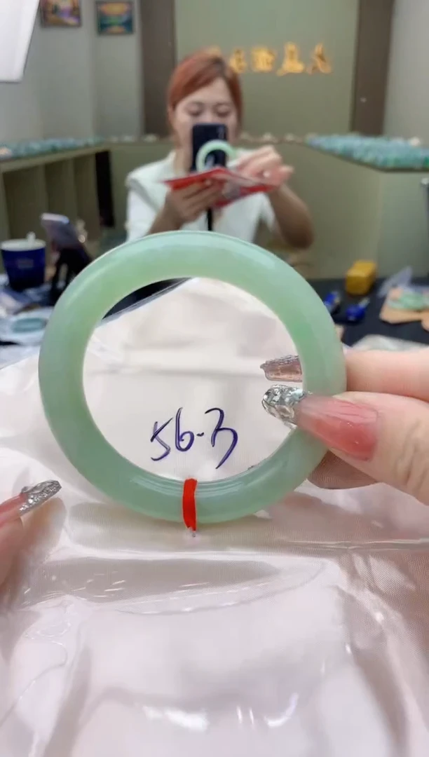 【闪购商品】翡翠手镯未镶嵌0061309451