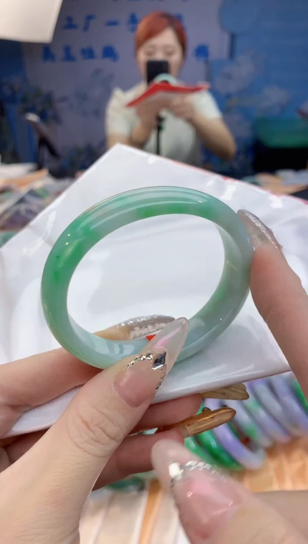 【闪购商品】翡翠手镯未镶嵌0060626677