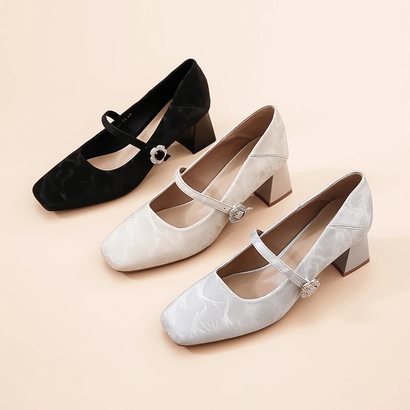 法式粗跟单鞋女鞋2024新款春夏季女士国风新中式一字带玛丽珍单鞋