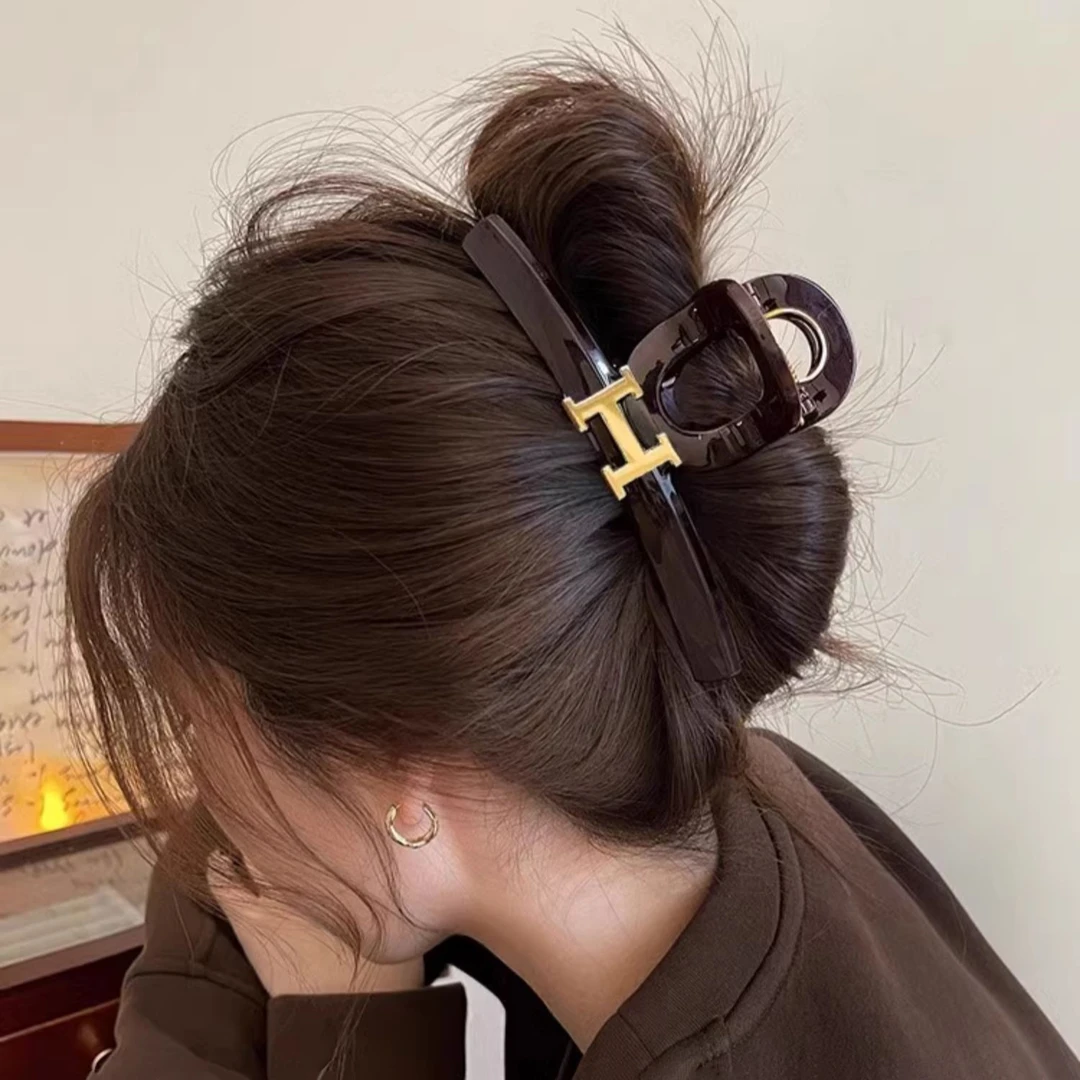 高端大号头发抓夹女2025新款高级感发夹后脑勺发量多鲨鱼夹子发饰