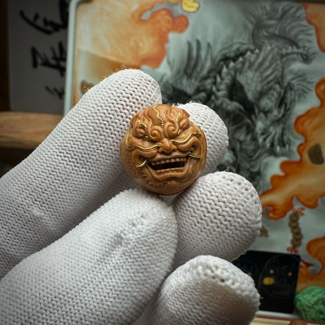 龙佛爷 猴头核桃雕刻