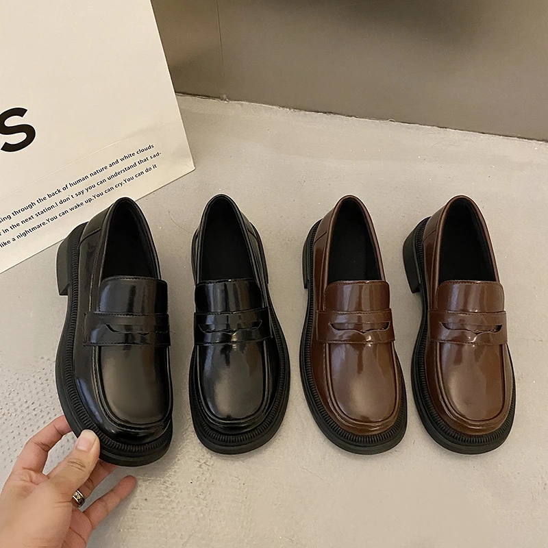 35-42码 大码小皮鞋女2023年春秋新款英伦风软底一脚蹬乐福鞋单鞋