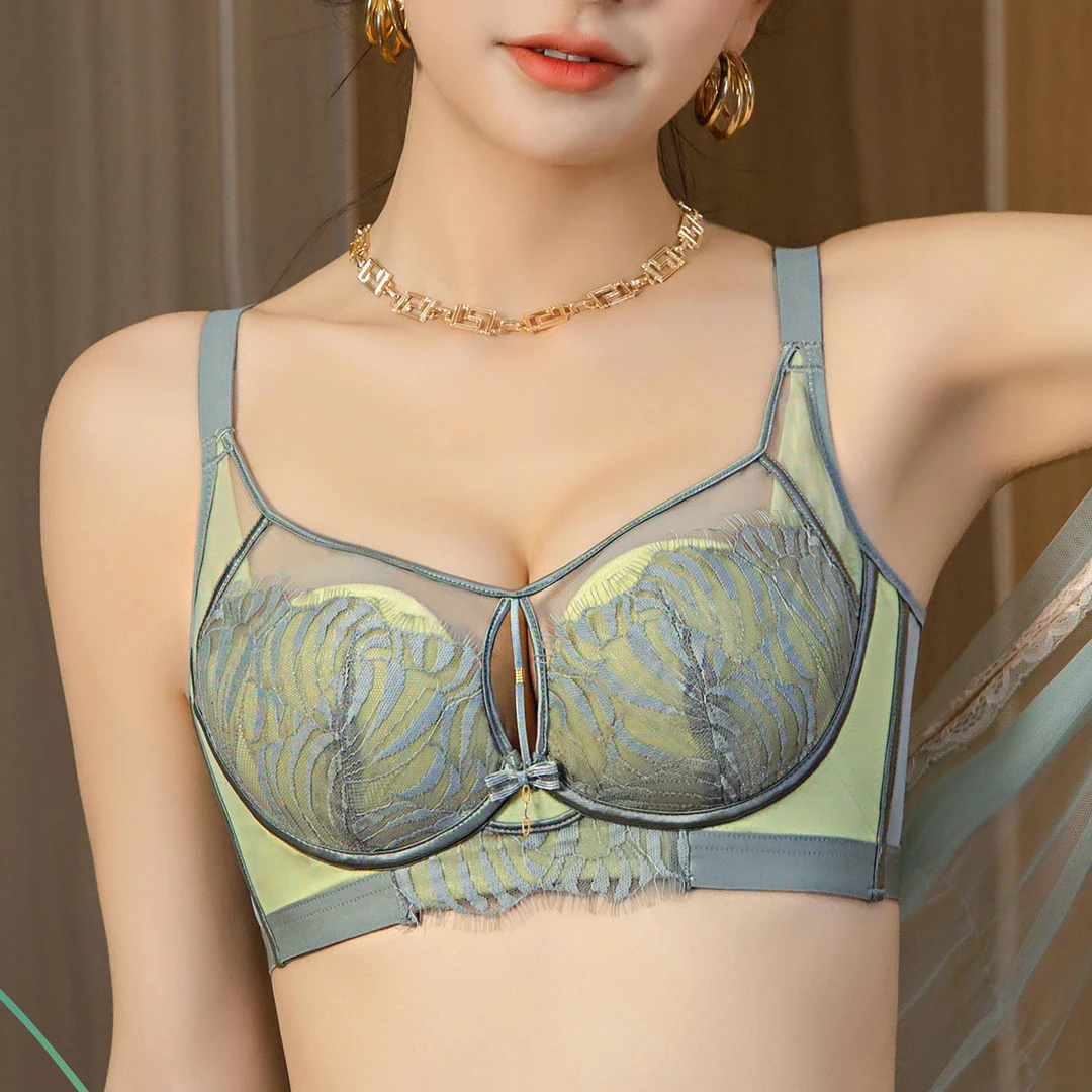大胸内衣女新款法式大胸聚拢无钢圈蕾丝调整型防下垂性感文胸罩