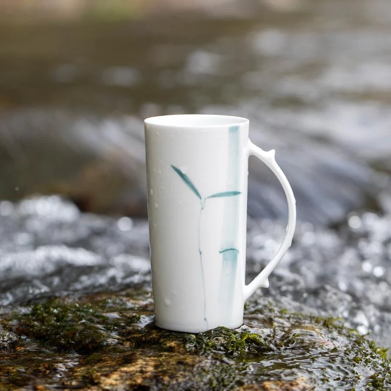 山水间梅兰竹菊四君子釉下彩手绘景德镇陶瓷马克杯大容量办公杯子