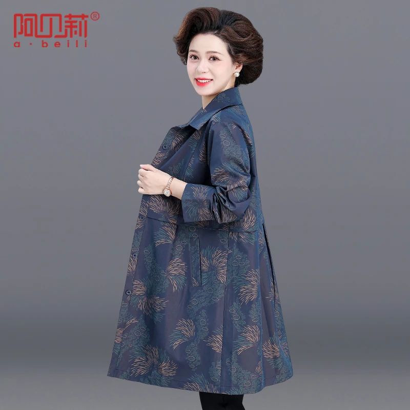 胖妈妈春秋款时尚风衣2025新款中老年女洋气阔太太中长款大码外套
